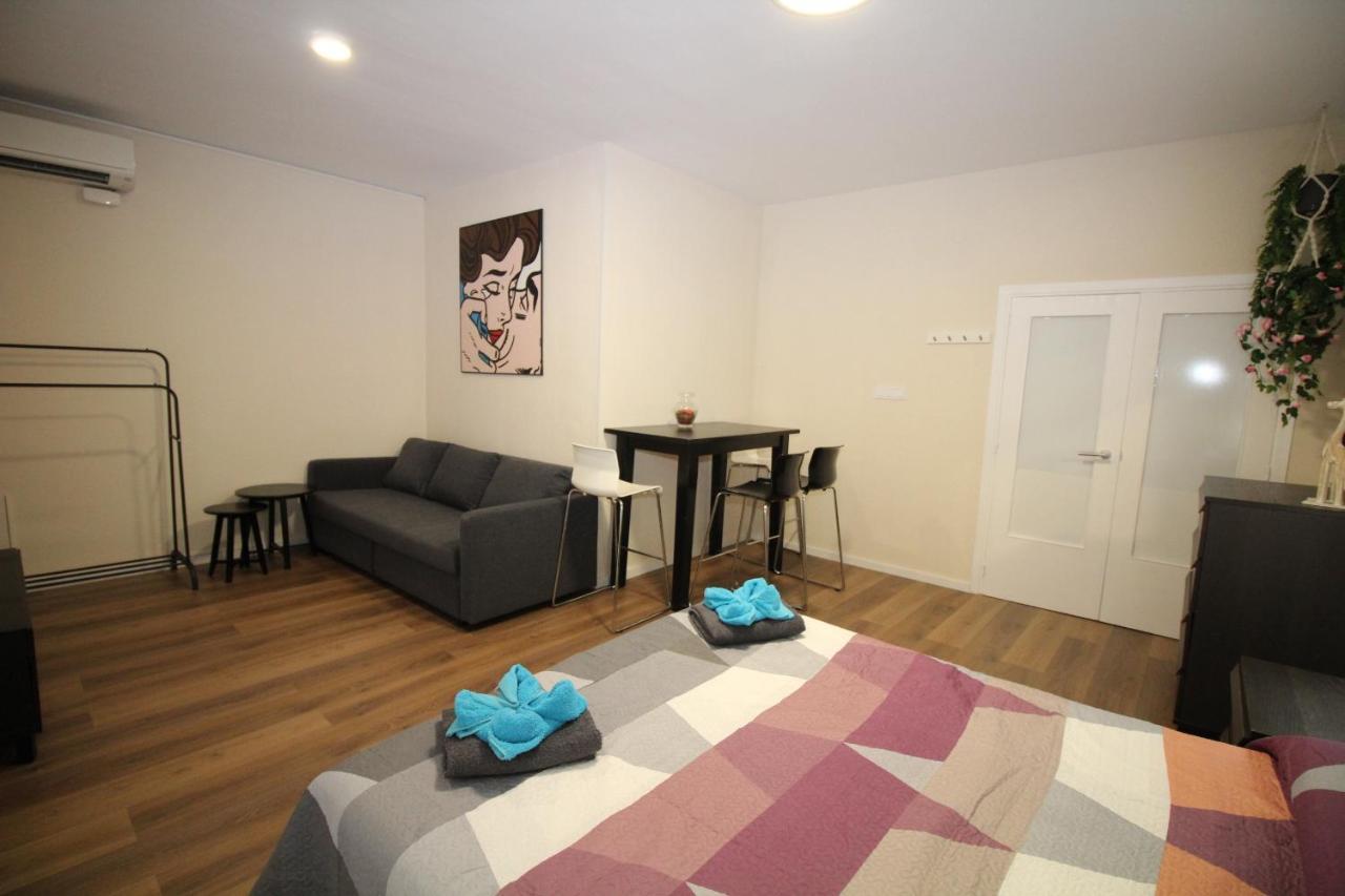 Urgel Habitaciones Barcelona Eksteriør bilde